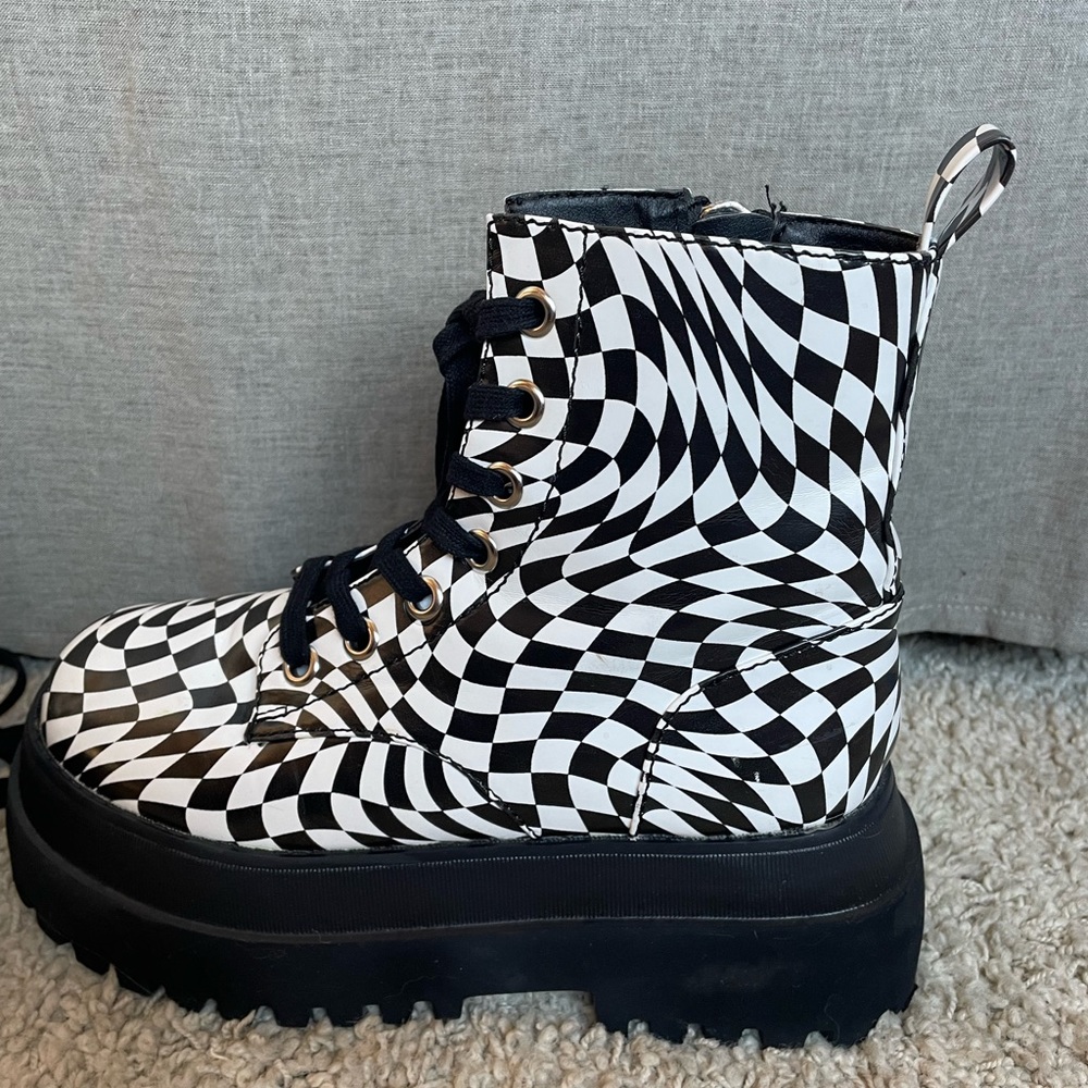 Dolls Kill Black And White Checkered Combat Boots Siz… Gem